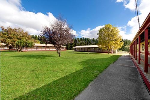 The Station Hotel Jindabyne Zewnętrze zdjęcie