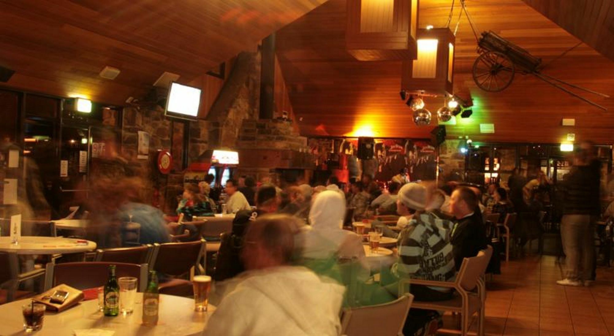 The Station Hotel Jindabyne Zewnętrze zdjęcie